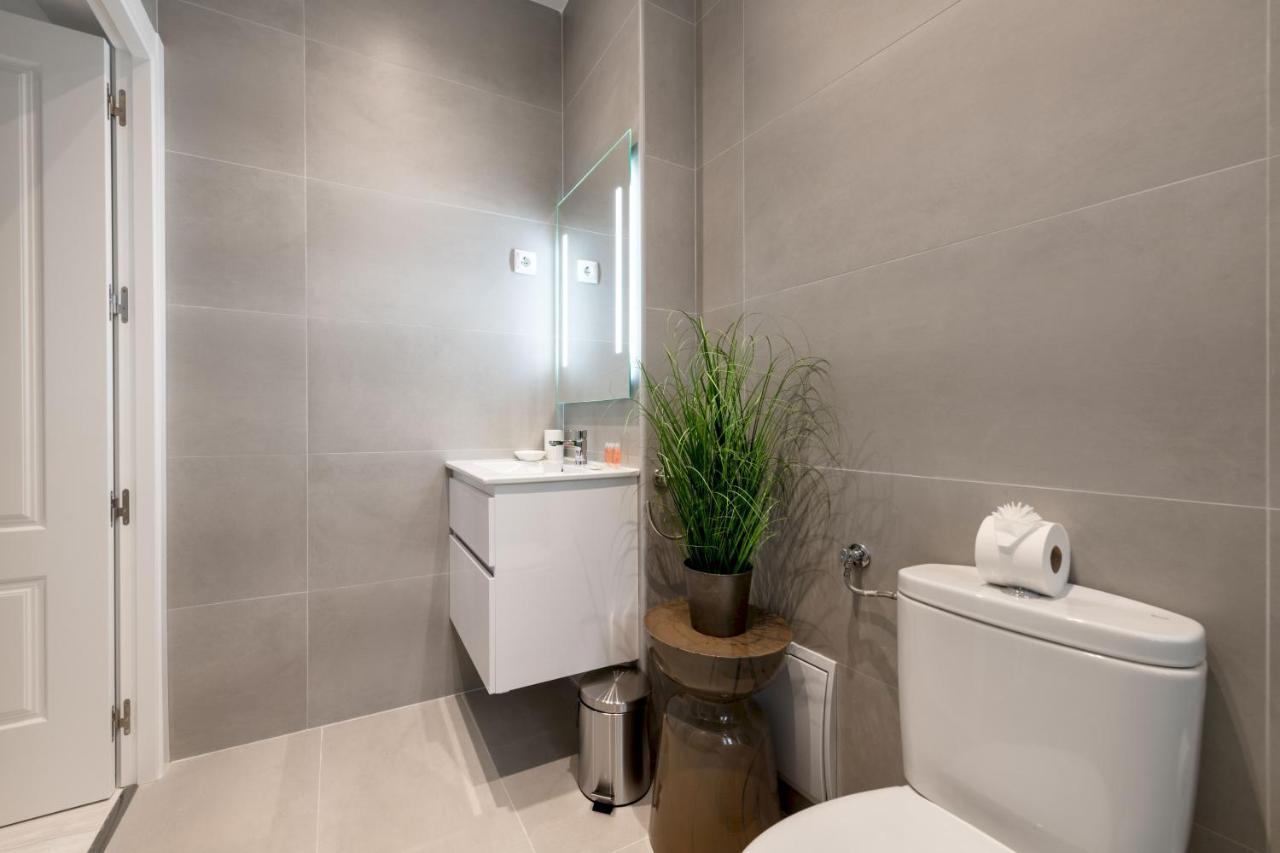 1 Bedroom 1 Bathroom- Lavapies- Minty Stay- Ave Maria Мадрид Екстер'єр фото